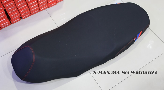 เบาะแต่ง Xmax 300 ทรงปาดบาง (โครงเทียม) by Noi Watdan
