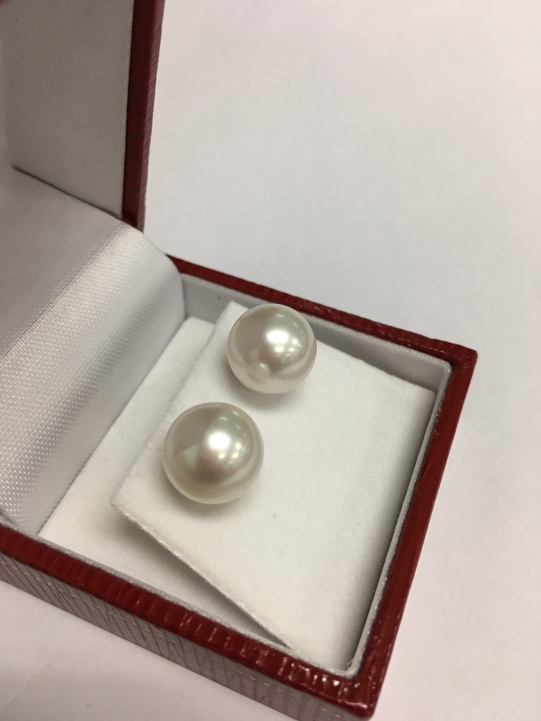 ต่างหูไข่มุก south sea 10-11 มิล สีขาว เกรด AAA ก้าน 14k