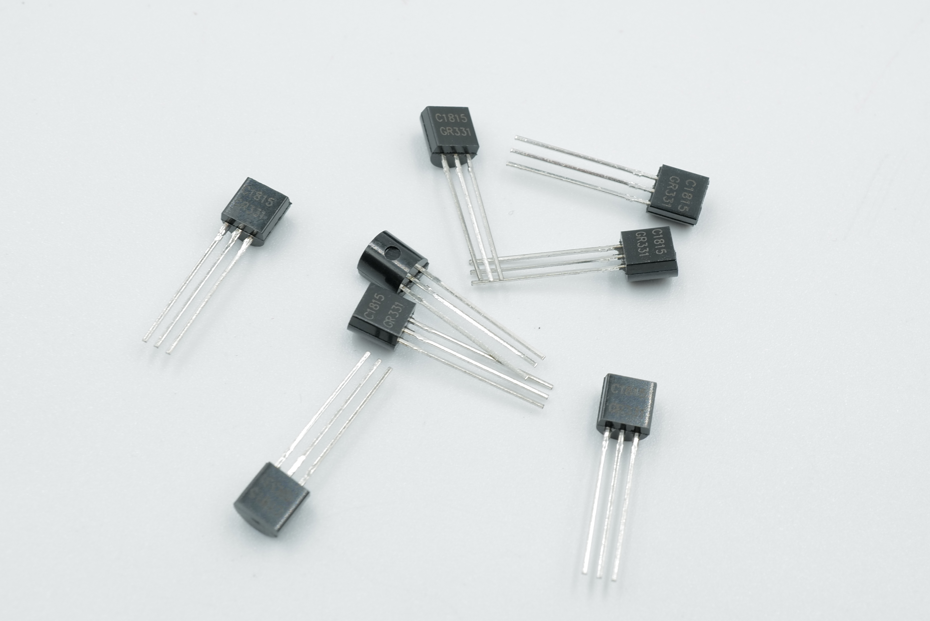 C1815 NPN transistor