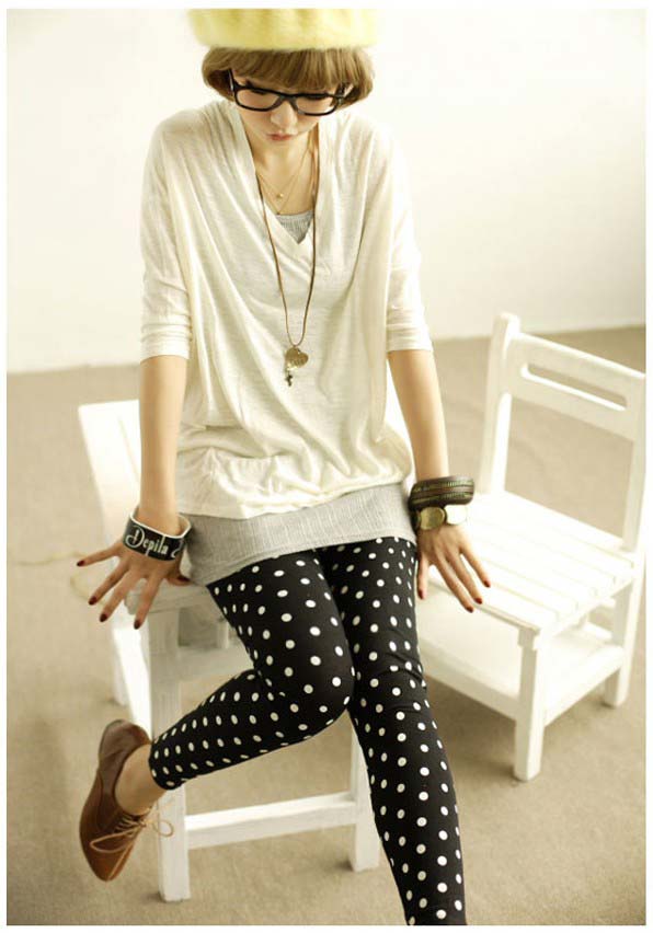 (พร้อมส่ง) เลกกิ้ง ผ้า Cotton+Spandex พิมพ์ลายจุด สีดำ (Free Size)