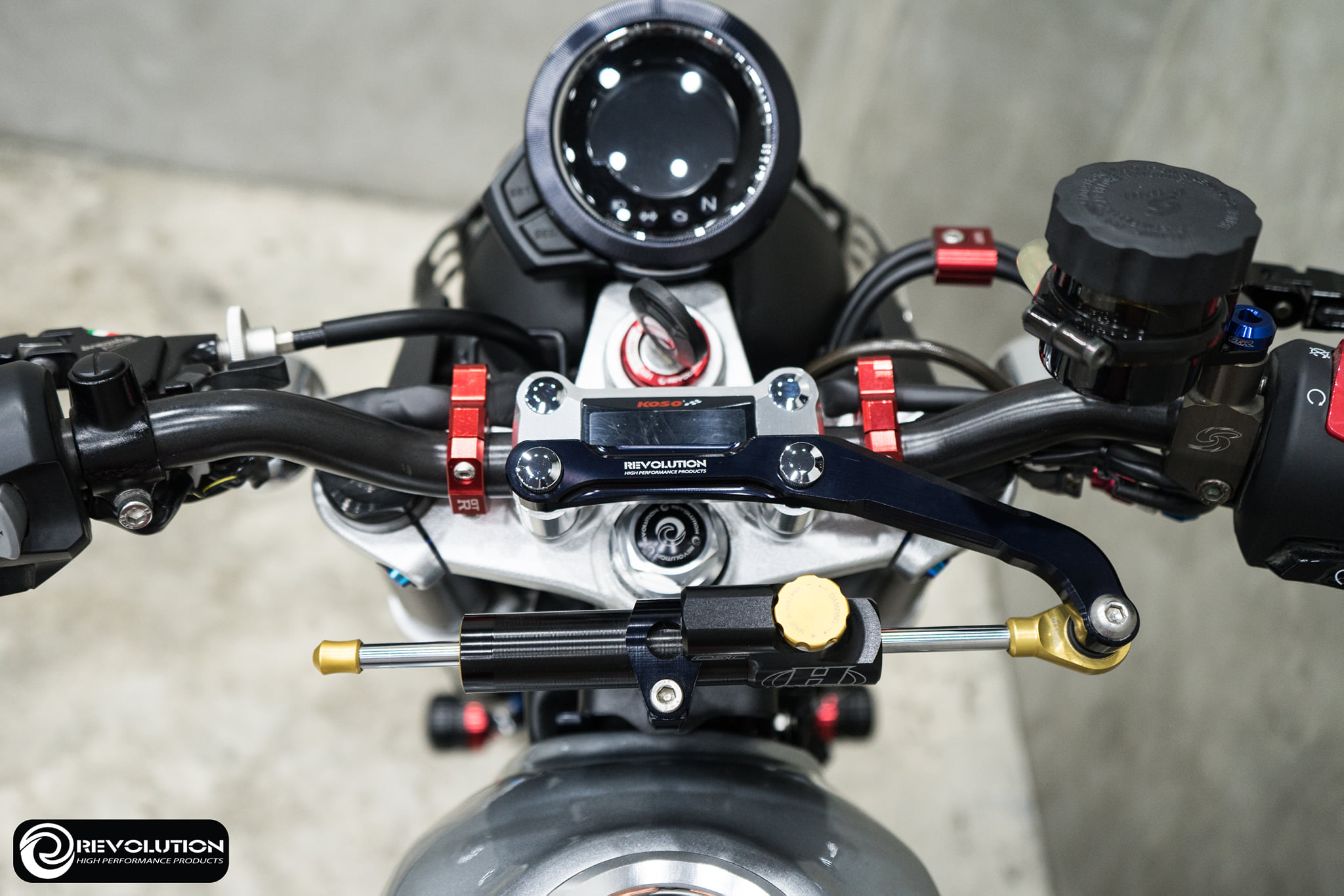 ขากันสบัด CNC REVOLUTION MONKEY-125 ราคา4500