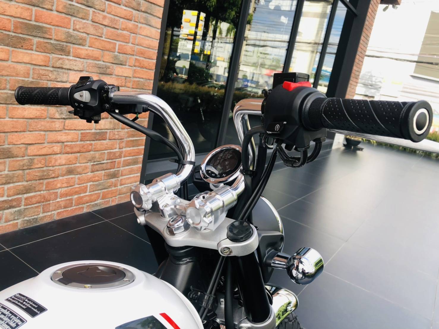 แฮนด์พับ MonkeyZ125 HONDA MONKEY 125
