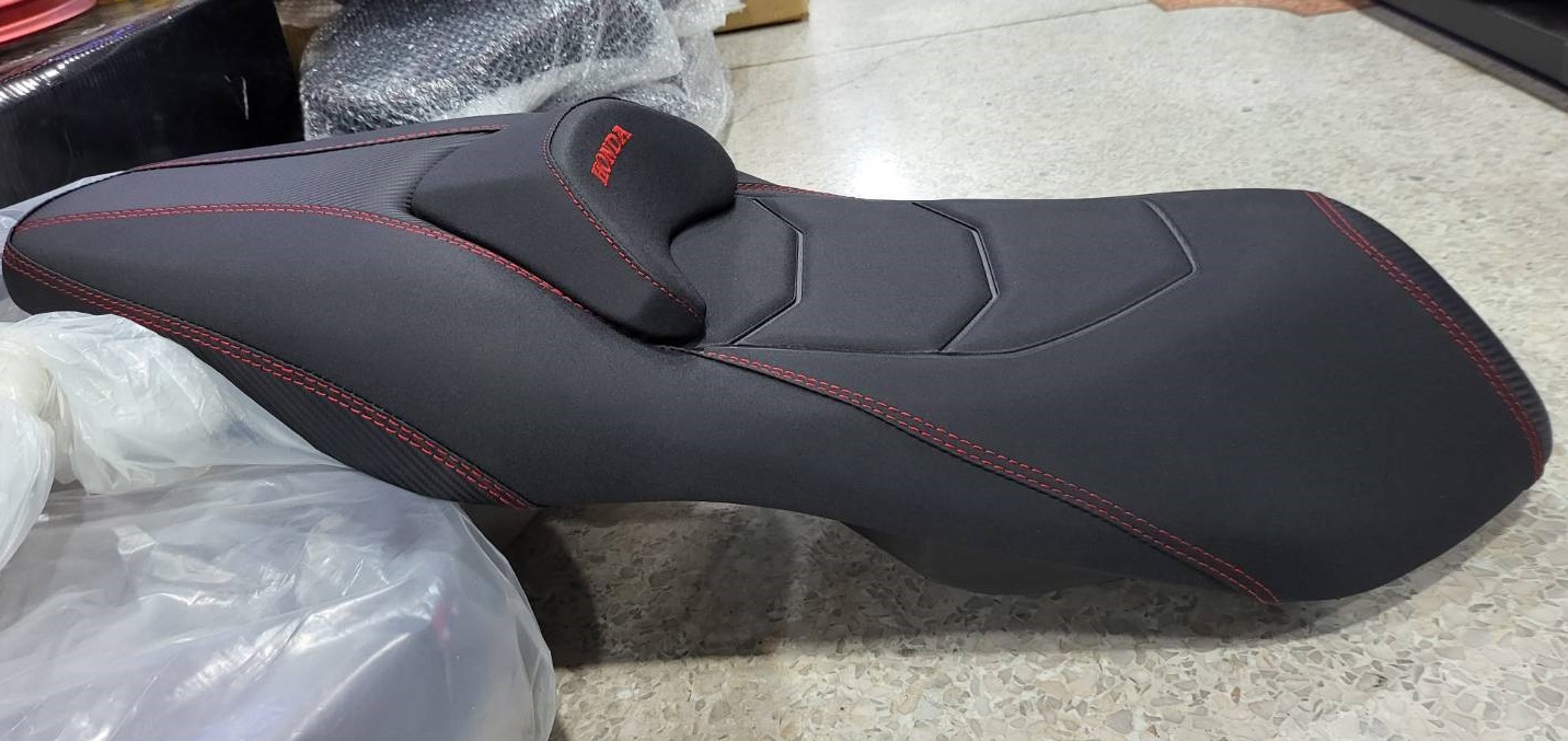 เบาะ CLICK 160 ทรง sport หน่อยวัดด่าน โครงเทียม ราคา2500 บาท