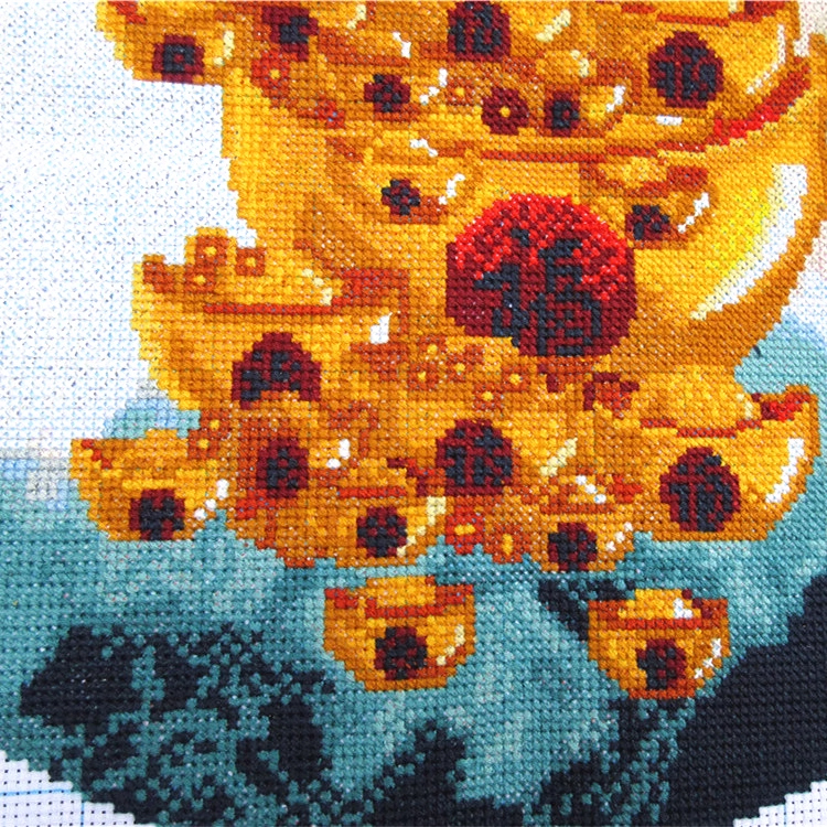 fruit-1027 *สินค้าหมด* ชุดปักครอสติช ลายน้ำเต้าทองกับทองคำ (ปักเต็มผืนผ้า ผ้า11CTพิมพ์ลาย ปัก 3 เส้นเล็ก) ขนาด 50*50 ซม.ผ้าครอสติช 11CTพิมพ์ลายปักบนผ้า ไหมคอตตอน 26 สี ผังลาย เข็ม