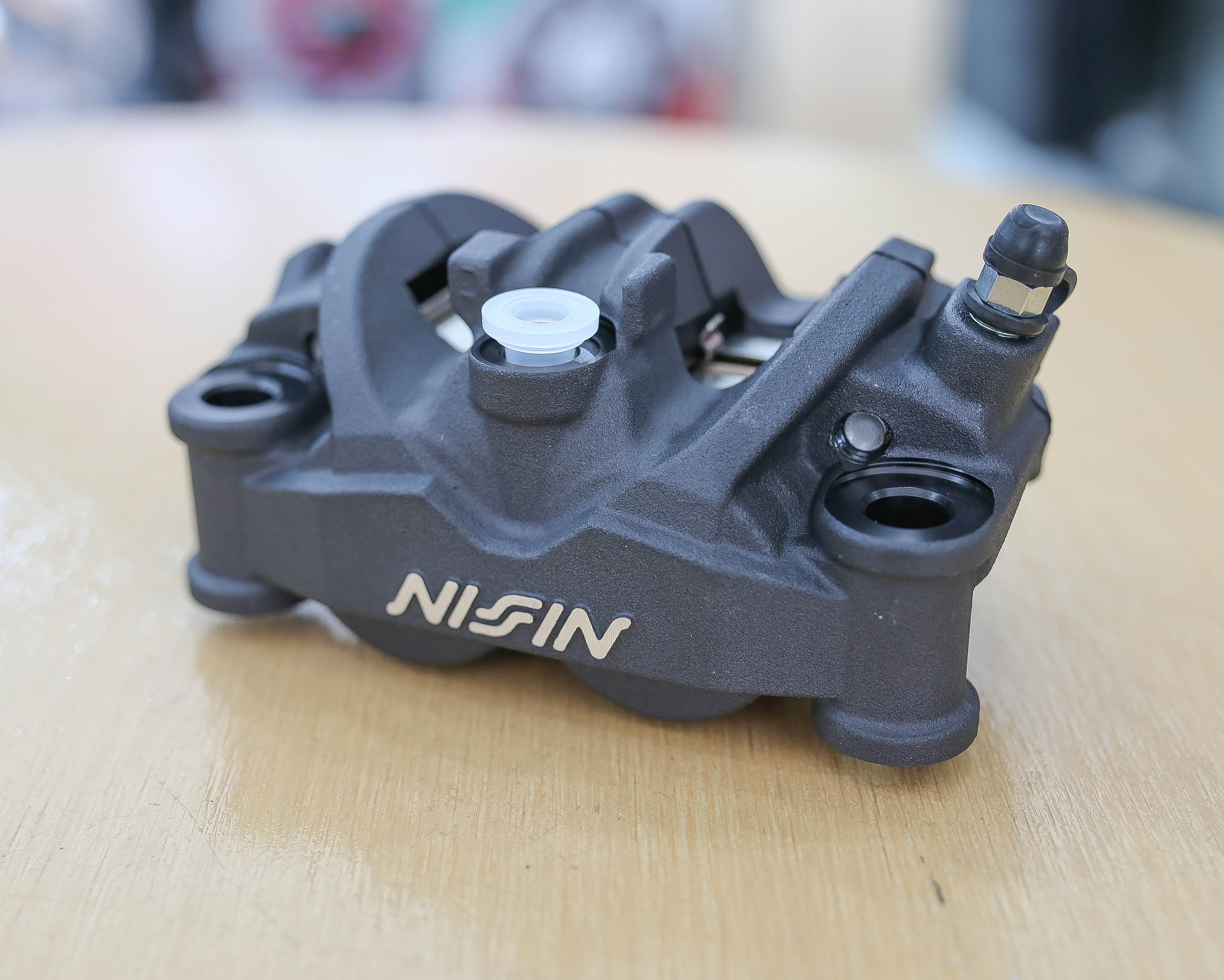 ปั๊มเบรค Nissin 4Potแท้ cbr650R ซ้าย/ขวา เบิกศูนย์แถมผ้าเบรคแท้ ราคา3000ต่อข้าง