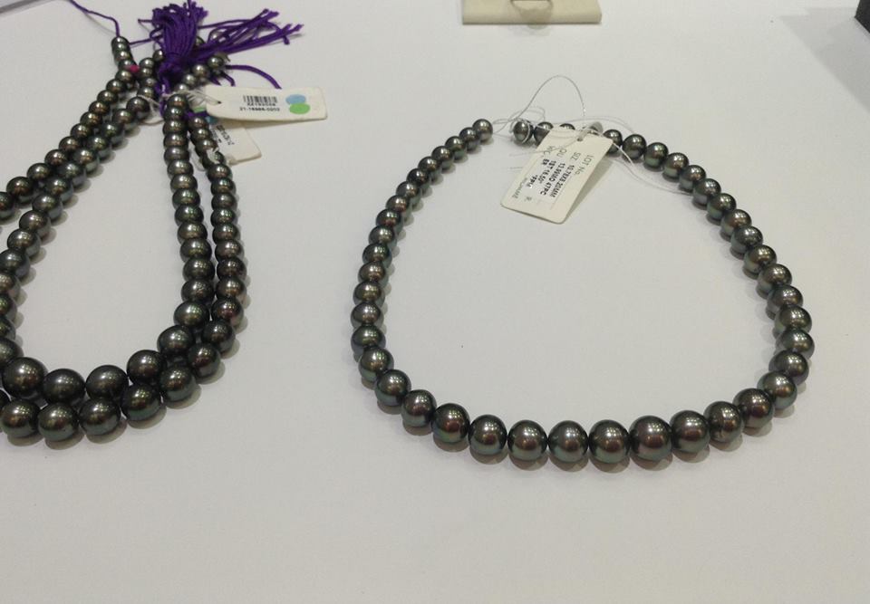 ไข่มุก south sea ขนาด 8-11 มิล กลม สีดำอมเขียว AA++