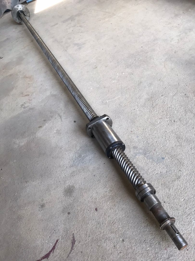 บอลสกรู โต 50 มิล ยาวเฉพาะเกลียว 258 ซม.ยาวรวม 315 ซม. 8 ปาก พิต 12 มิล