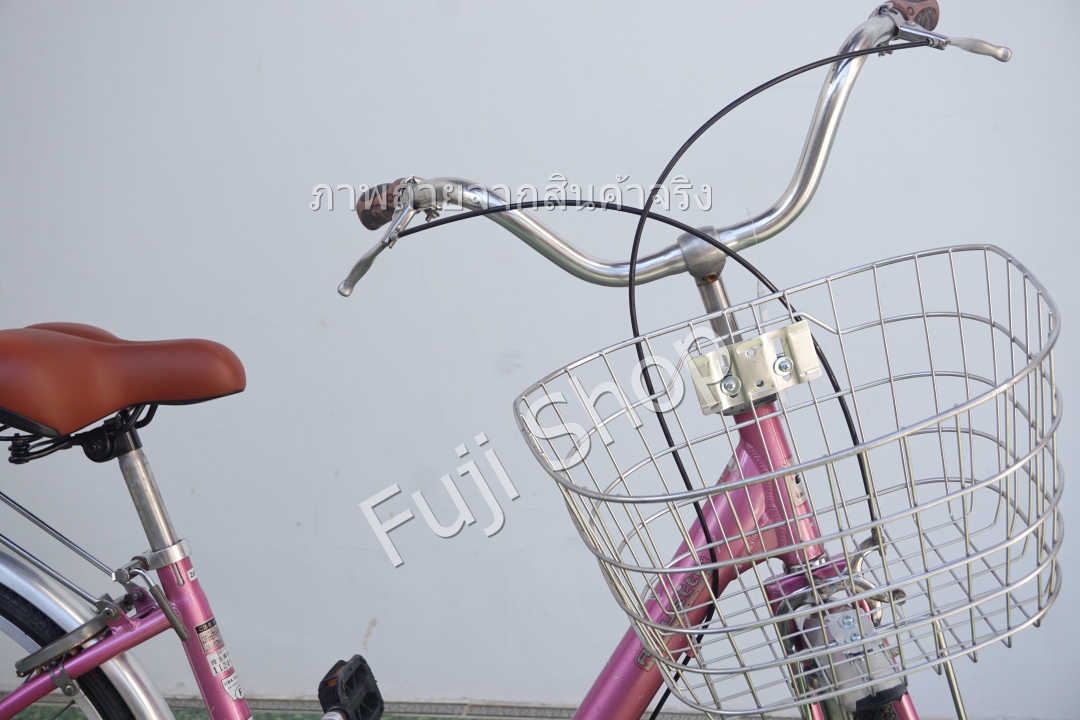 จักรยานแม่บ้านญี่ปุ่น - ล้อ 26 นิ้ว - ไม่มีเกียร์ - อลูมิเนียม - ไฟหน้าอัตโนมัติ - สีชมพู [จักรยานมือสอง]