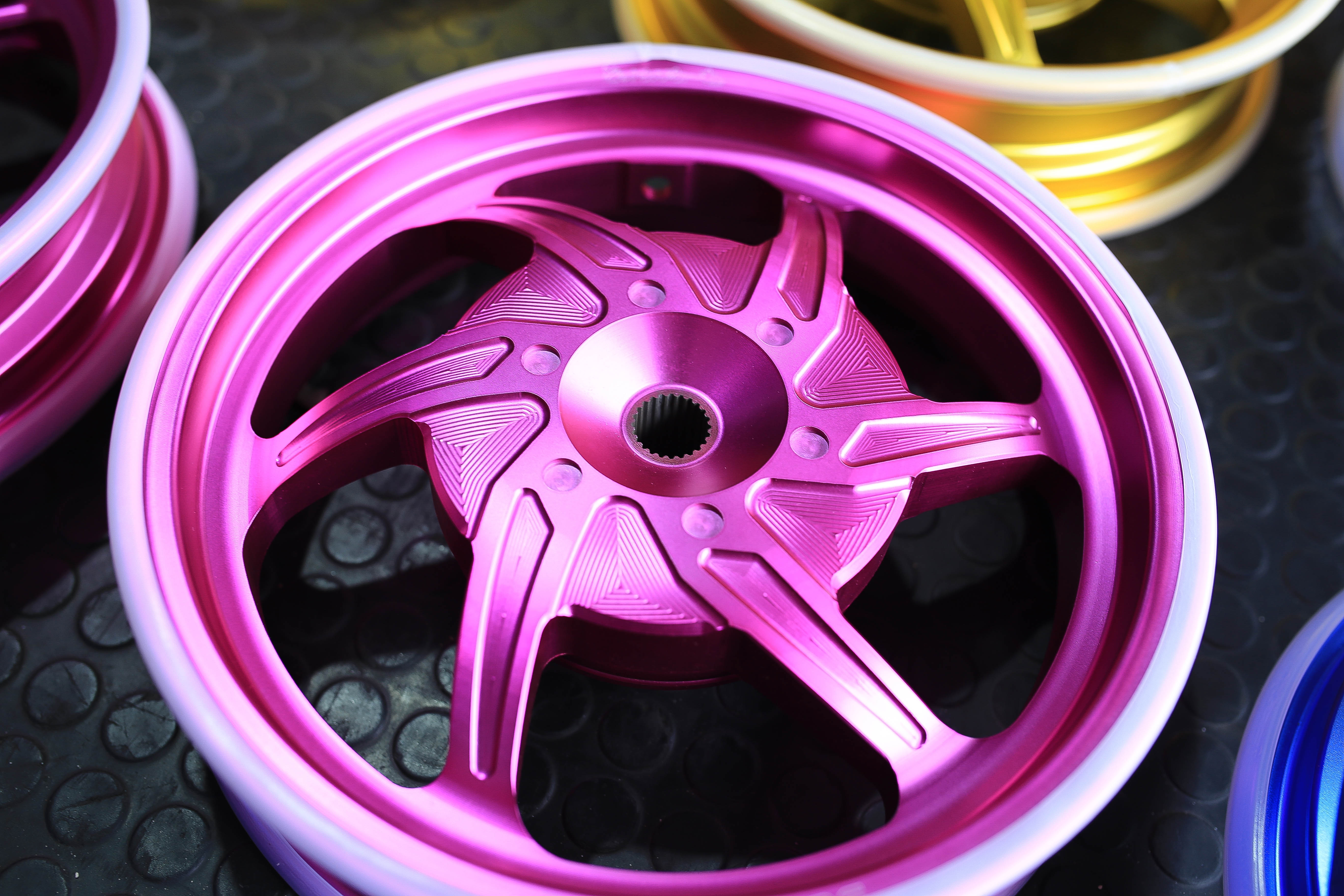 ล้อแม็ก Cnc Seven speed ตรงรุ่น Honda Giorno+