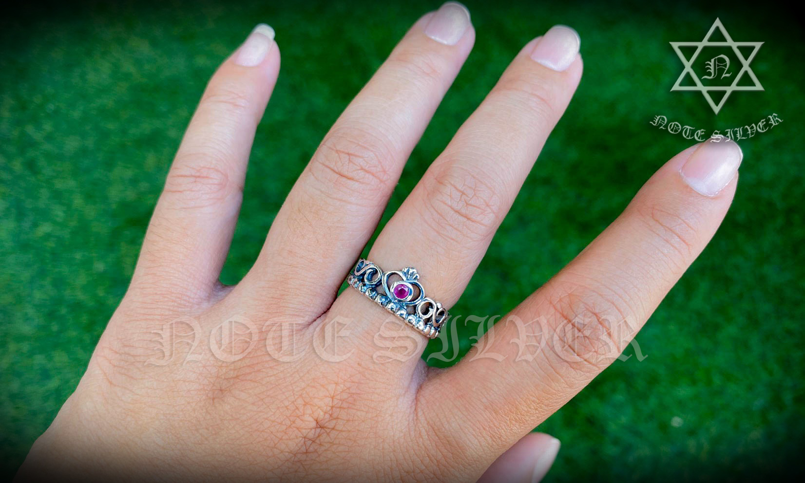แหวนมงกุฎเงินแท้ ฝังทับทิมแท้ Sterling Silver NSRG2519