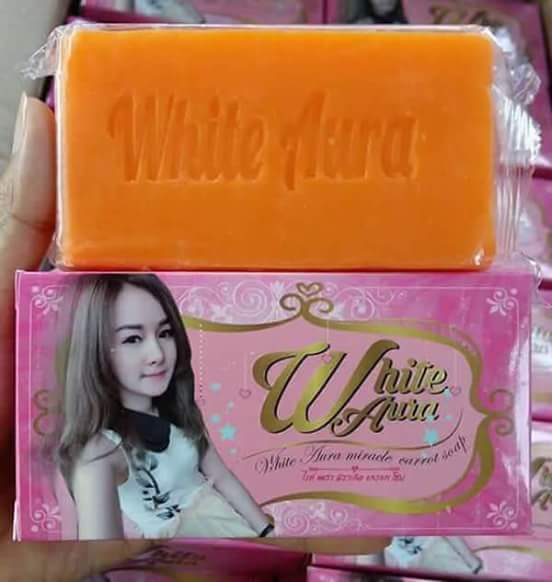 White Aura Miracle Carrot Soap สบู่ไวท์ออร่า สารสกัดจากแครอทแท้ 100% บำรุงผิว ฆ่าสิว ผิวกระจ่าง ขนาด 160 กรัม (1 ก้อน)