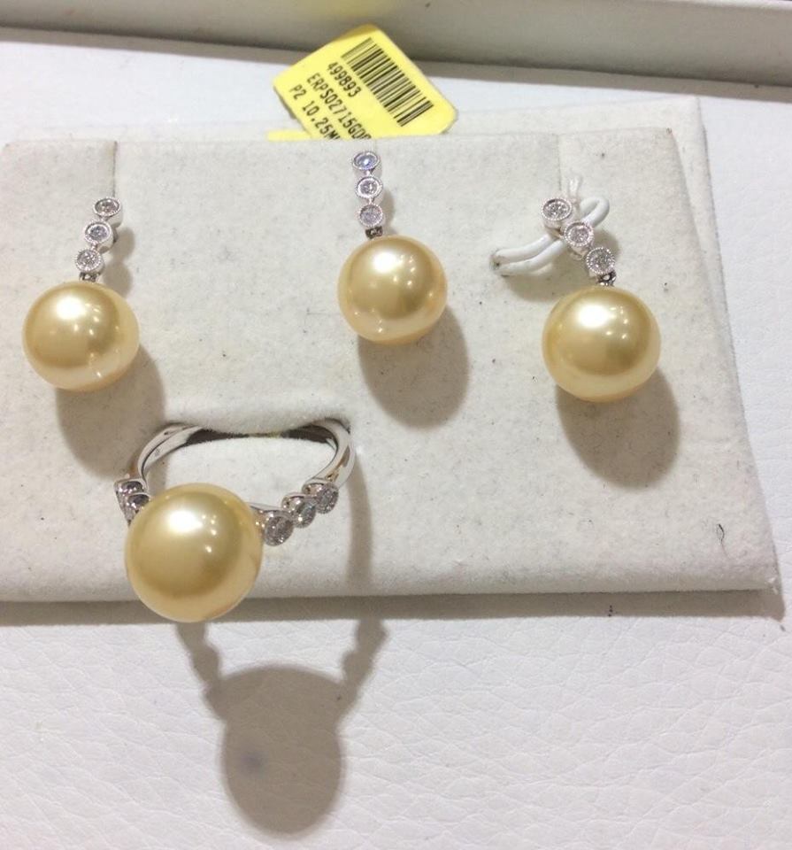 เซ็ตไข่มุก south sea 10-11 มิล ตัวเรือน 18k สีทอง เพชรแท้ น้ำ 97 เกรด AAA