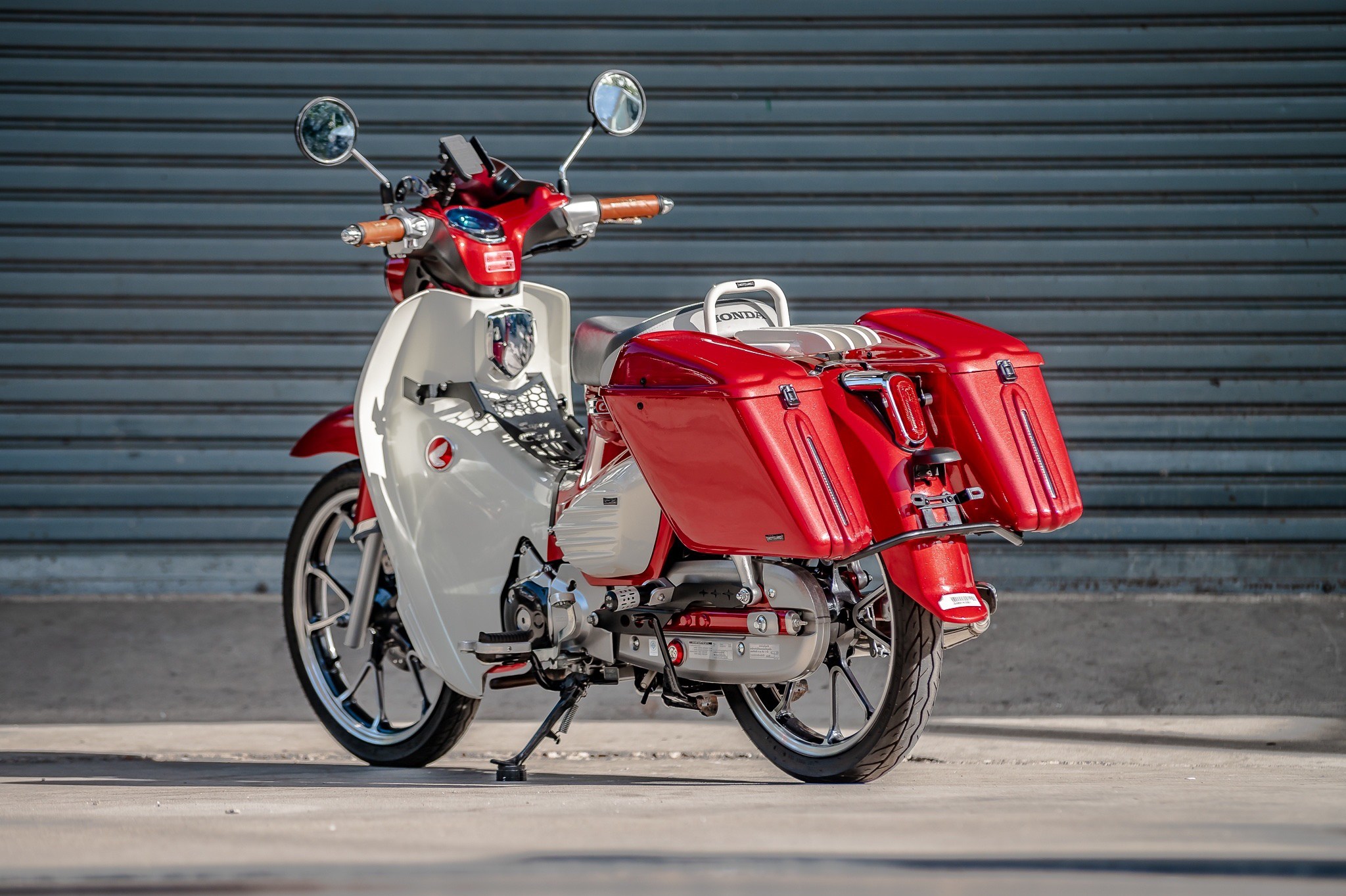 ตะแกรงท้าย MotoLordD HONDA C125 ราคา 3500 ไม่รวมเบาะ