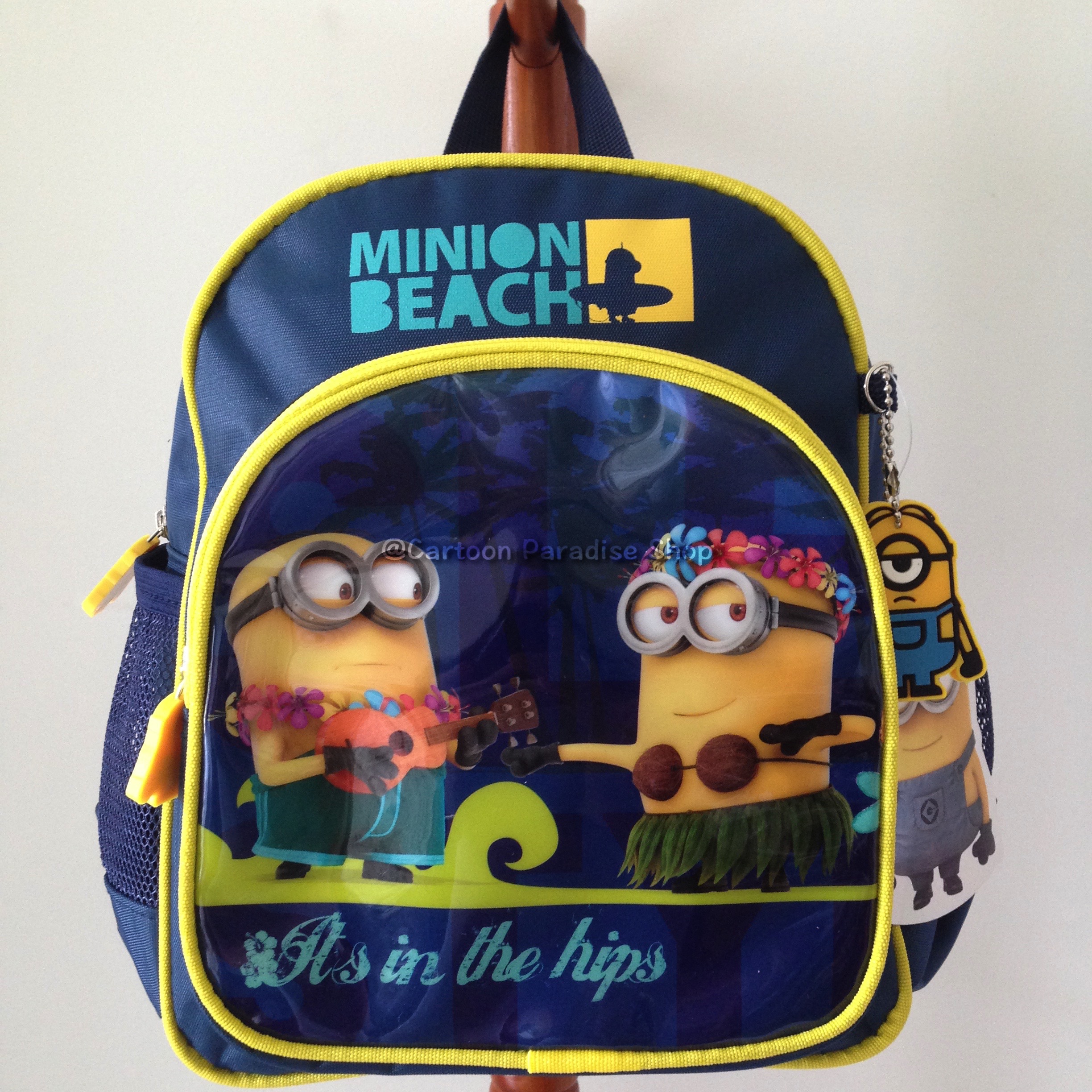 กระเป๋าเป้ 10 นิ้ว เดสพิคเคเบิ้ลมี มินเนี่ยน Despicable Me Minion Beach It's in the hips Backpack กระเป๋าสะพาย กระเป๋านักเรียน กระเป๋าเด็ก