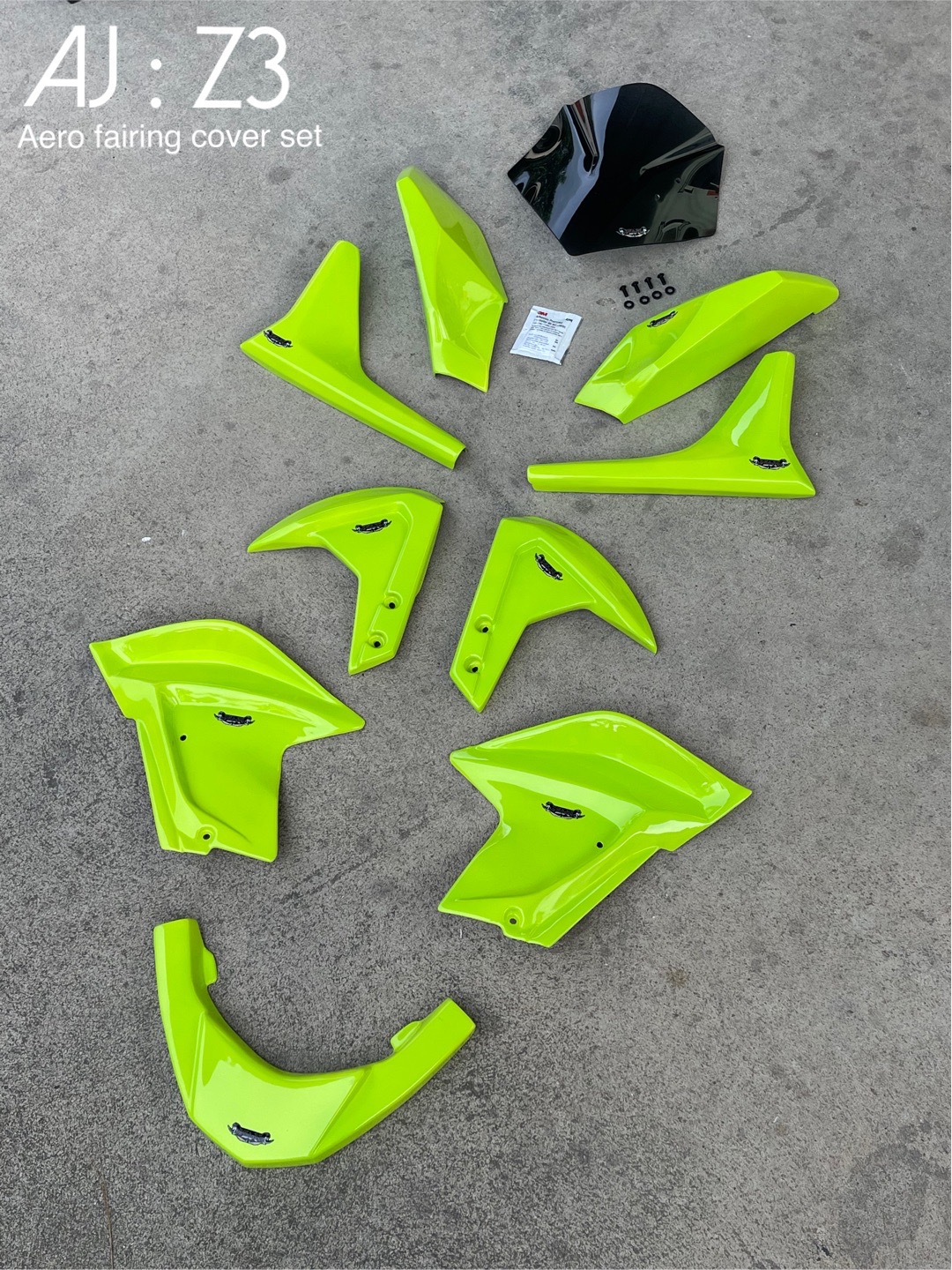 ชุดแต่งมอเตอร์ไซด์ไฟฟ้าAJ Z3 1.ชิวหน้า Windshield Z3 890฿ 2.ครอบ อกซ้าย/ขวา Front cover side fairing Z3 1700฿ 3.ครอบเฟรม Chassis cowl Z3 1350฿ 4.ครอบบังโคลนหน้า Front fender cover Z3 1400 5.ครอบแฟริ่งข้าง Under cover side fairing Z3 1400฿ 6.ครอบมือจับท้าย