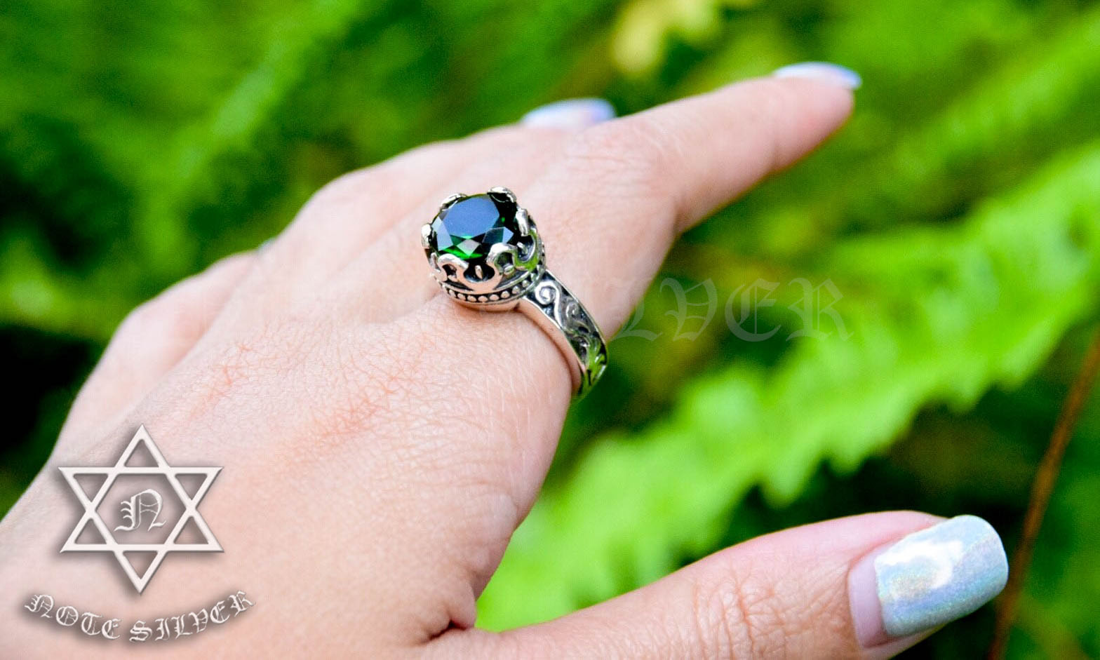 แหวนเงินแท้ ทรงมงกุฎชู ลายกอธิก Sterling Silver 925 NSRG1767