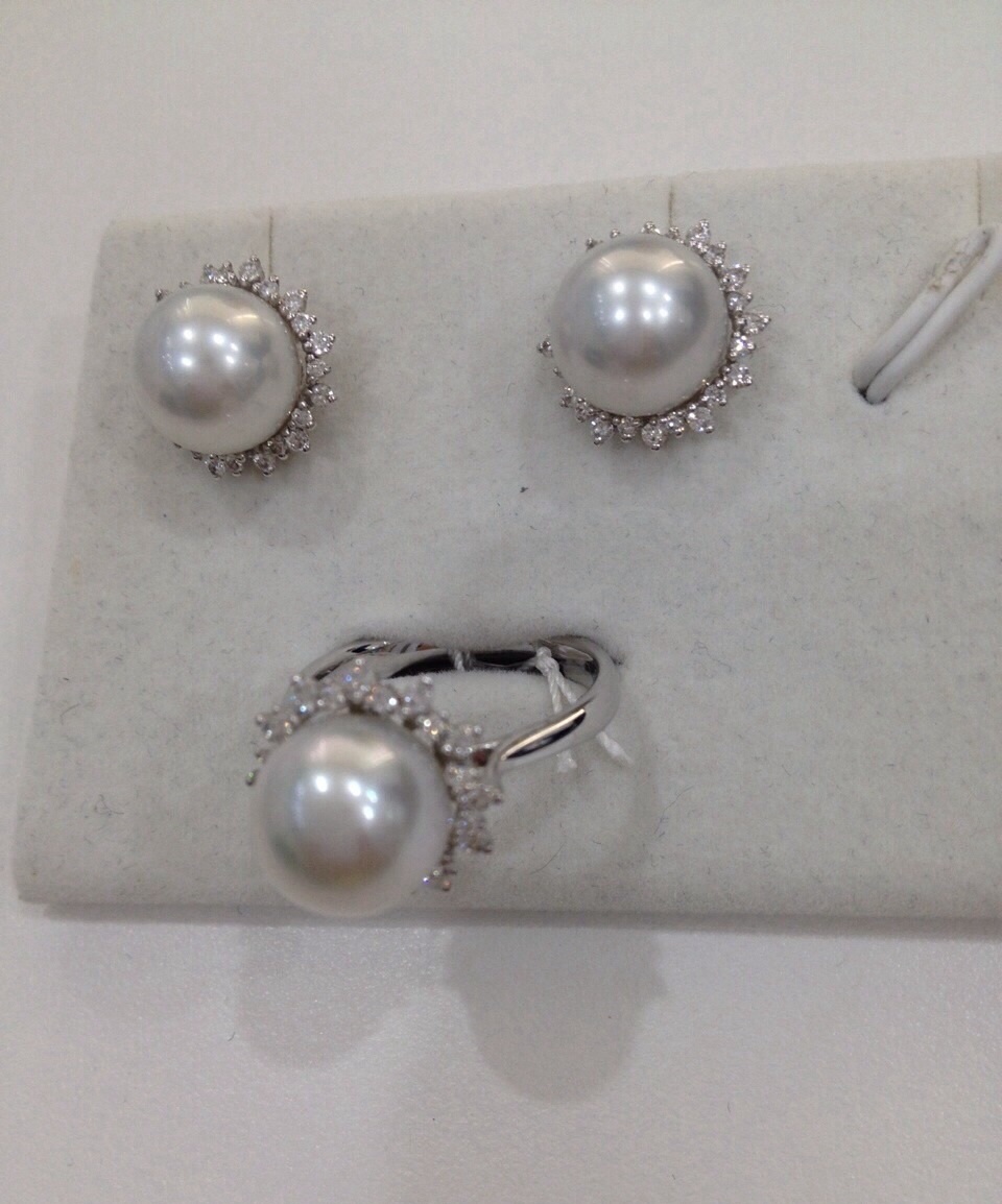 เซ็ตไข่มุก south sea 10.5-11 มิล ตัวเรือน 18k สีขาว เพชรแท้ น้ำ 97 เกรด AAA