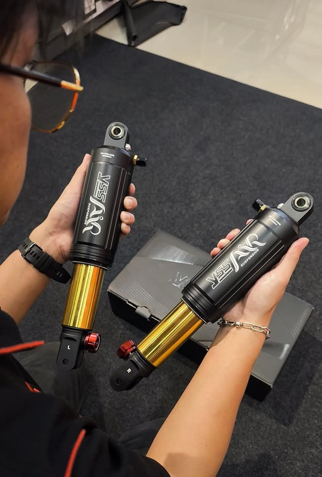 YSS AIR SUSPENSION BLACK EDITION โช็คถุงลม พร้อมติดตั้ง XMAX300 ราคา22900