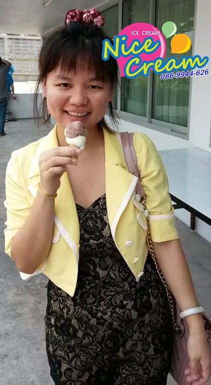 ออกบูธแจกไอศครีม บริษัท Faber Flags Asia