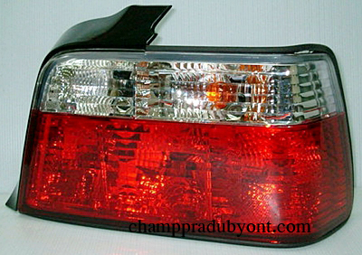ไฟท้าย BMW 3 SERIES E36 91-00 4D ขาวแดงเพชร