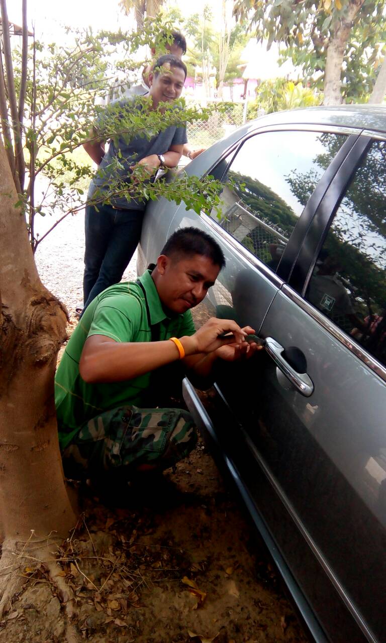ช่างกุญแจหนองพลับ 0850719056