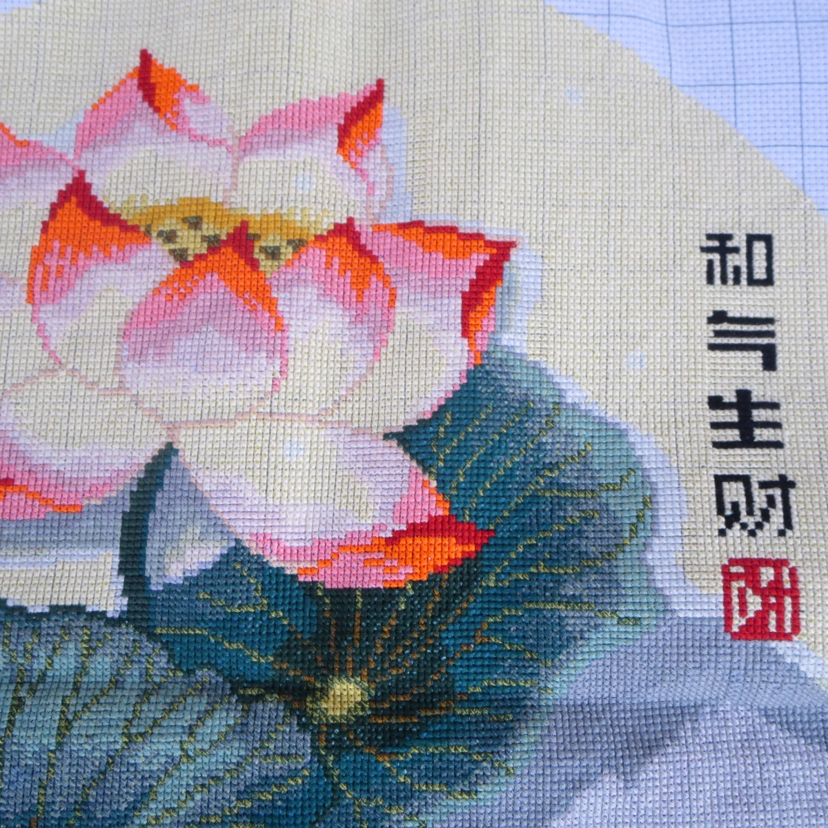 bua-1109 *สินค้าหมด* ชุดปักครอสติช ลายบึงบัว (ปักเต็มผืนผ้า ผ้า11CTพิมพ์ลาย ปัก 3 เส้นเล็ก) ขนาด 50*50 ซม.ผ้าครอสติช 11CTพิมพ์ลายปักบนผ้า ไหมคอตตอน 28 สี ผังลาย เข็ม