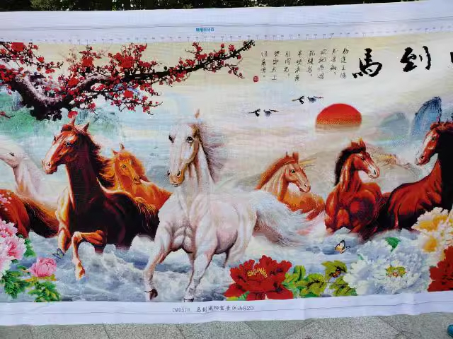 maa-1100 *สินค้าหมด* ชุดปักครอสติช ลาย 8 อาชา (ปักเต็มผืนผ้า รุ่นไหมคอตตอน ผ้า11CTพิมพ์ลาย ปัก 3 เส้นเล็ก) ขนาดใหญ่ 153*72 ซม.ผ้าครอสติช 11CTพิมพ์ลายปักบนผ้า ไหมคอตตอน 59 สี ผังลาย เข็ม