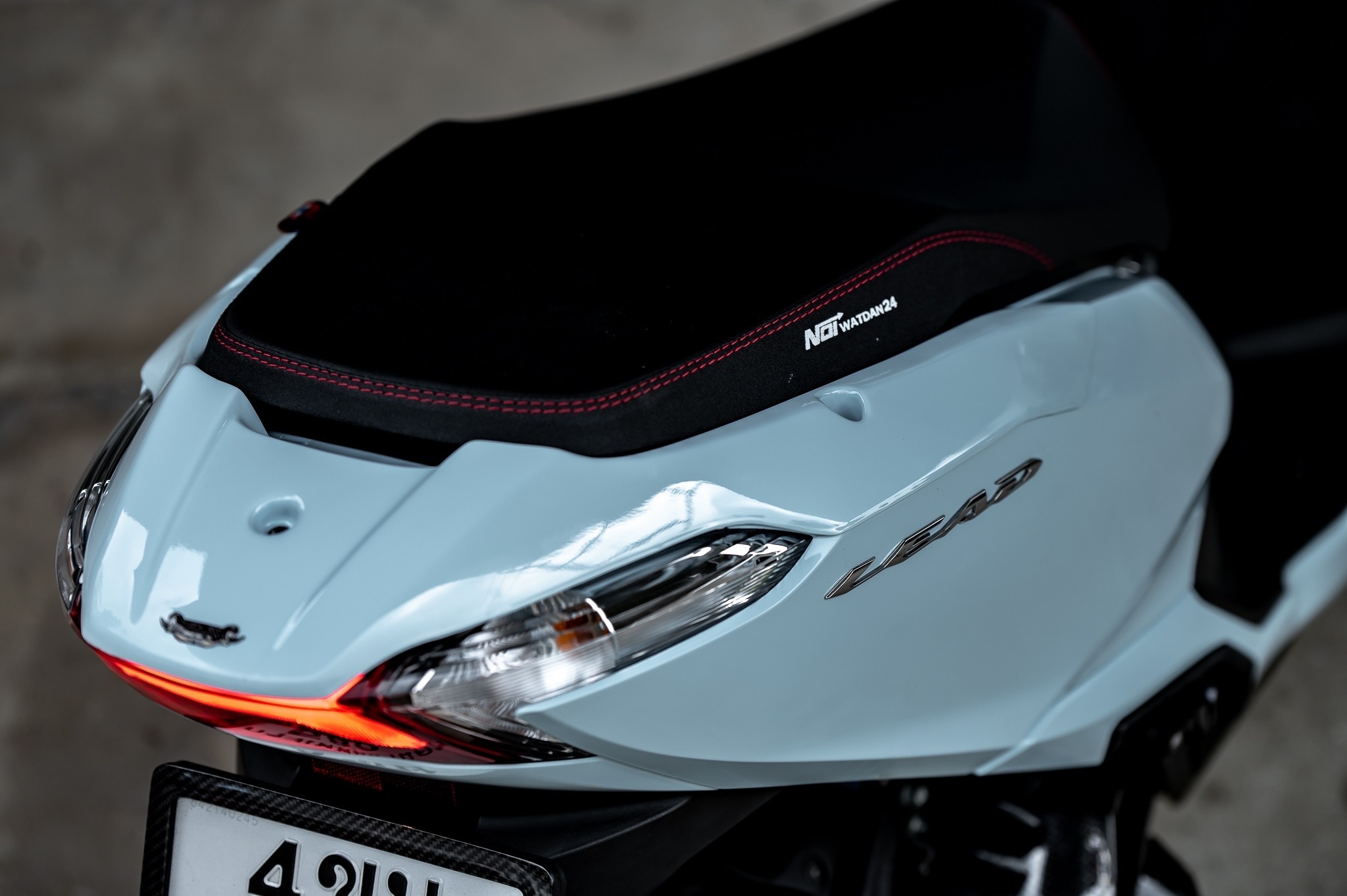 ครอบท้ายปิดรูกันตก Tail fairing cover 1400฿ ( สีพื้นพร้อมพ่น ) 1650฿ ( สีขาว , สีดำ )