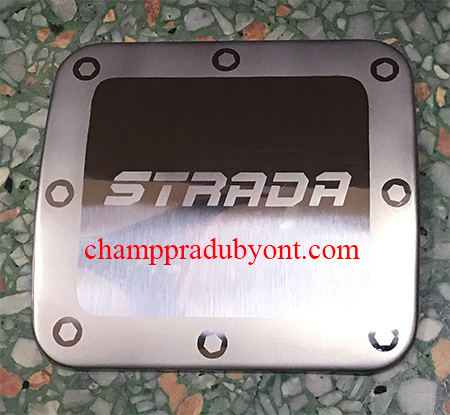 ครอบฝาถังน้ำมัน MITSUBISHI STRADA 95-05 สแตนเลส