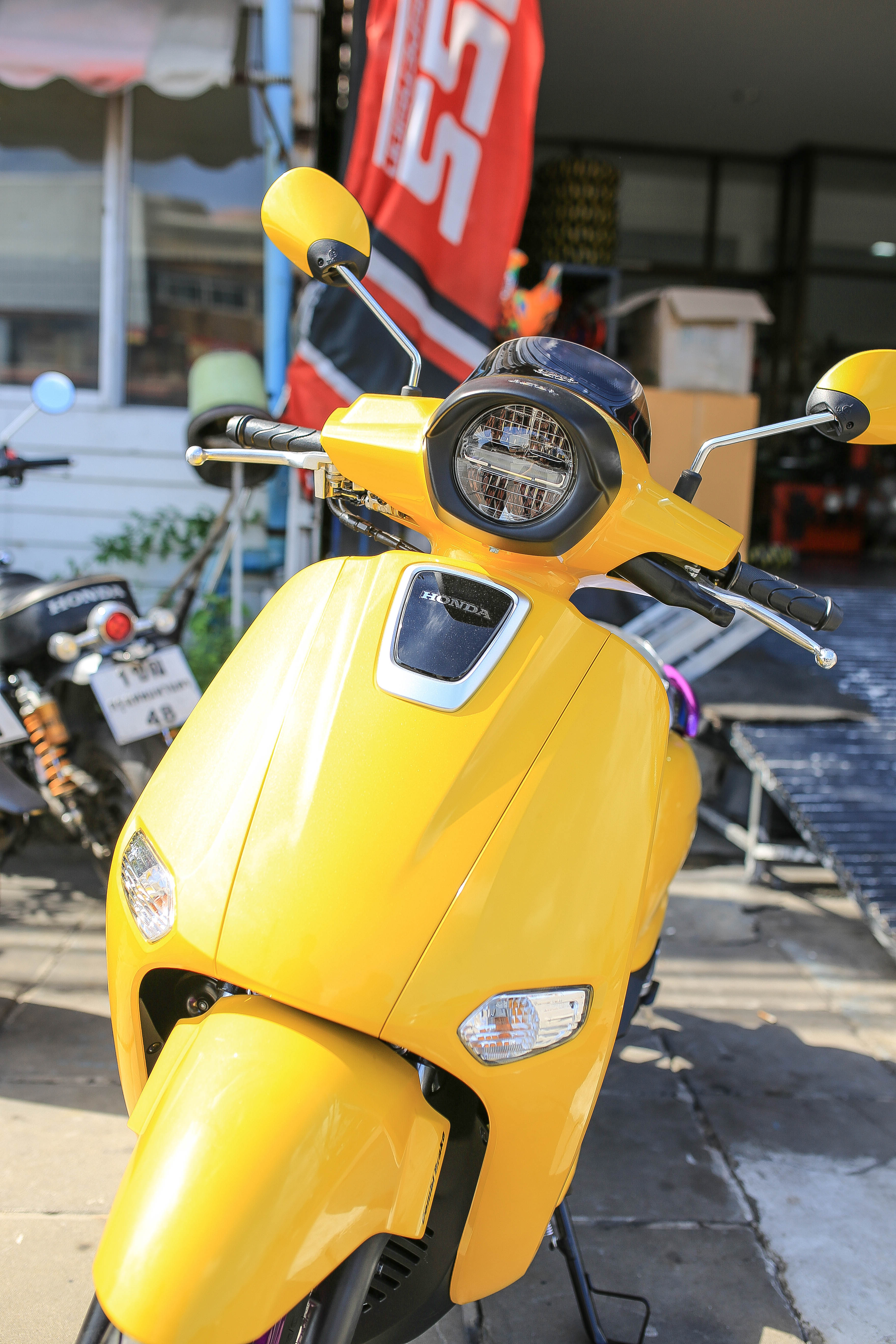 ครอบไฟหน้า Asura Giorno+ (แก๊ปไฟหน้า) สีขาว ดำด้าน ดำเงา ราคา1100