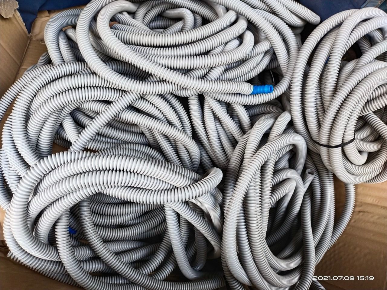 ท่อกระดูกงู ร้อยสายไฟ ขนาด 12 มิล