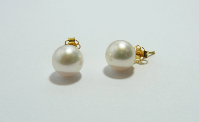 ต่างหูไข่มุกอะโกย่าญี่ปุ่นแท้ 8-8.5 มิล กลม ก้านทอง 14k AAA