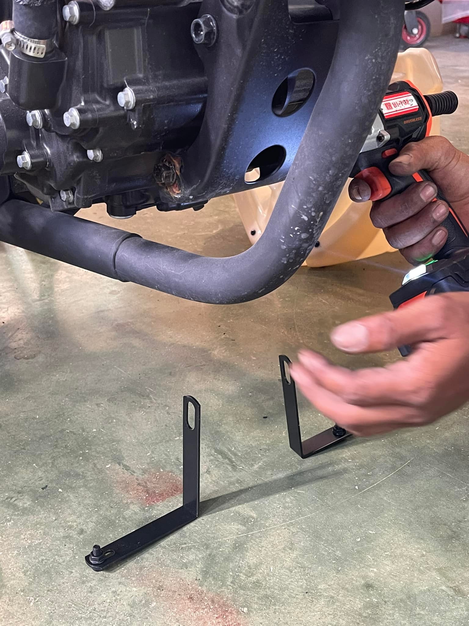 ชุดอกไก่แต่ง+แผ่นบังหัวเครื่องแต่ง Motolord V2 For Rebel300&500 ราคา5300