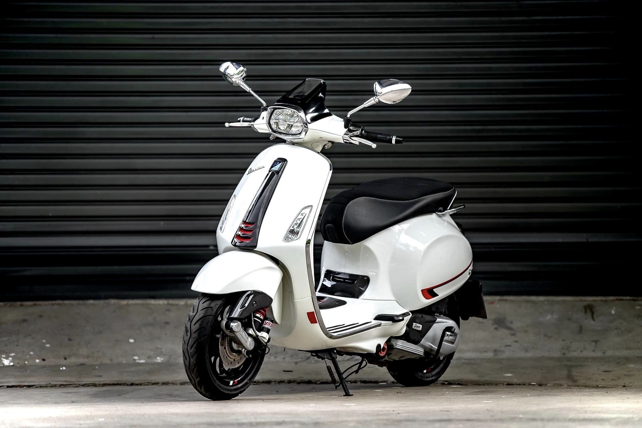 ชิวหน้า Vespa Sprint150 i-get MotolordD 1700฿ -สีใส -สีชาอ่อน