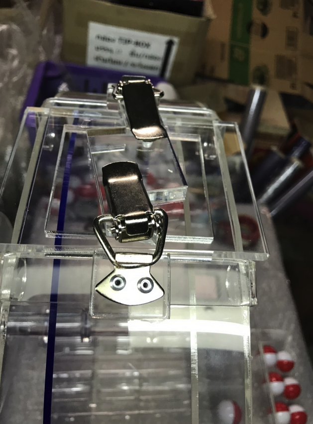 เครื่องออกรางวัลตู้อะครีลิค สำรับลูกบอลทรงกลม