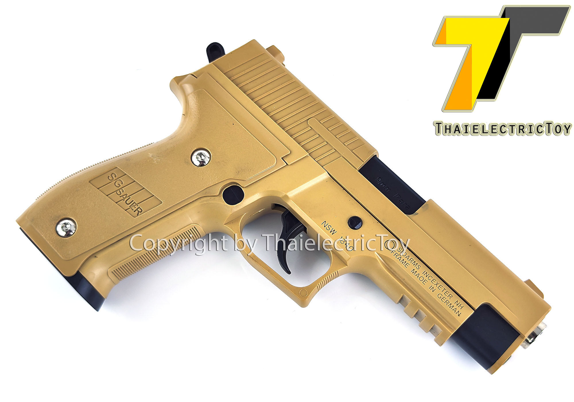 ปืนอัดลมพลาสติก Sig sauer p226 สีทราย ชักยิงทีล่ะนัด ลำกล้องยาว 8 นิ้ว หนัก 309 กรัม แขวนสไลน์ได้