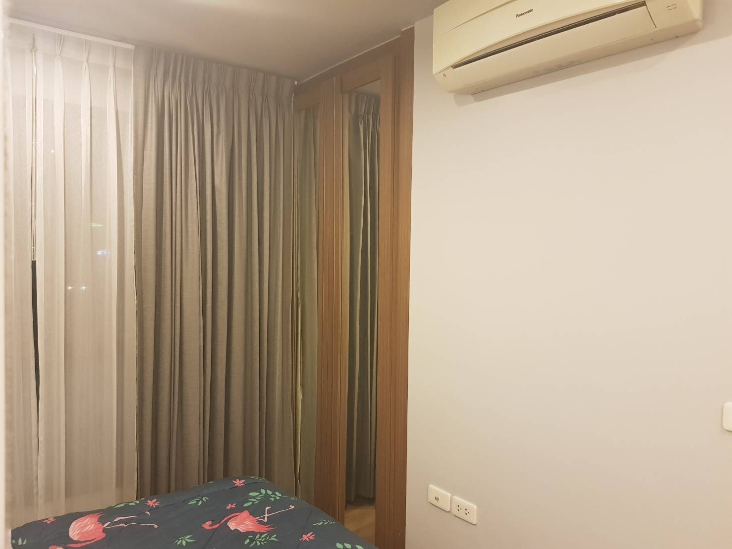 เดอะ เบส แจ้งวัฒนะ - THE BASE CHAENGWATTANA (VIP)