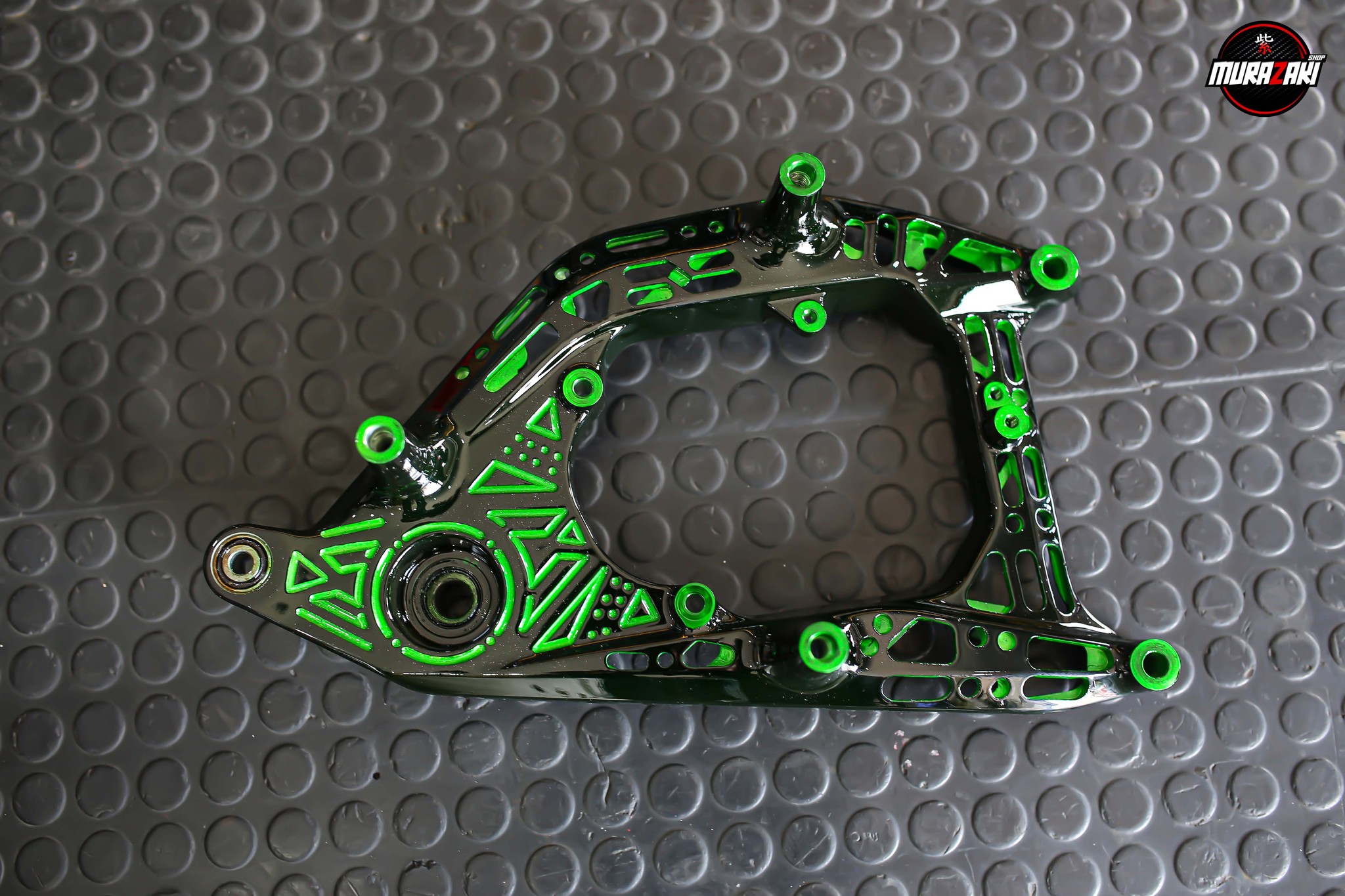 สวิงอาร์มเจาะทำสีทูโทน FORZA350 ราคาสับ1900ขายขาด4300