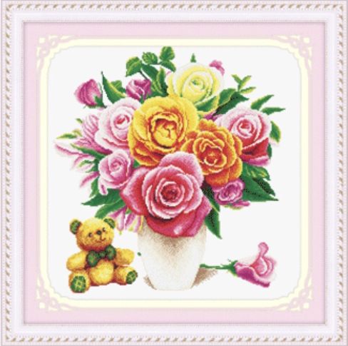 rose-1133 *สินค้าหมด* ชุดปักครอสติช ลายแจกันช่อกุหลาบกับตุ๊กตาหมี (ไม่มีเดินเส้น ไม่มีผังลาย พิมพ์ลายปักชัดบนผ้าเลย) ขนาด 62*62 ซม.ผ้าครอสติช 11CTพิมพ์ลายปักบนผ้า ไหมคอตตอน 40 สี เข็ม