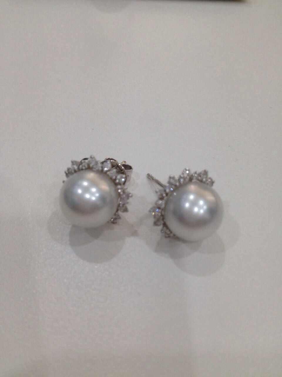 เซ็ตไข่มุก south sea 10.5-11 มิล ตัวเรือน 18k สีขาว เพชรแท้ น้ำ 97 เกรด AAA