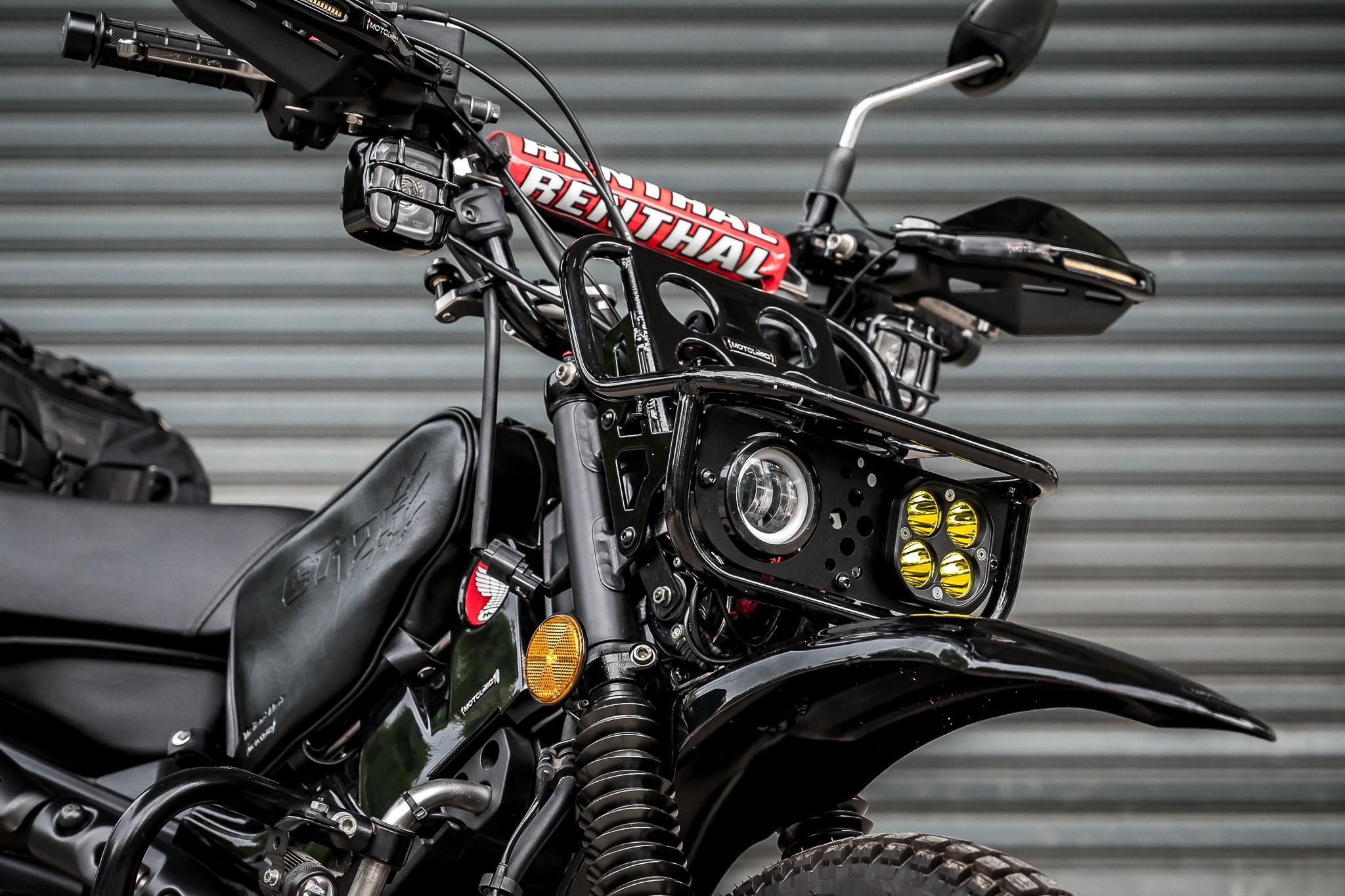 MotoLordD CT125 BlackAndBlack