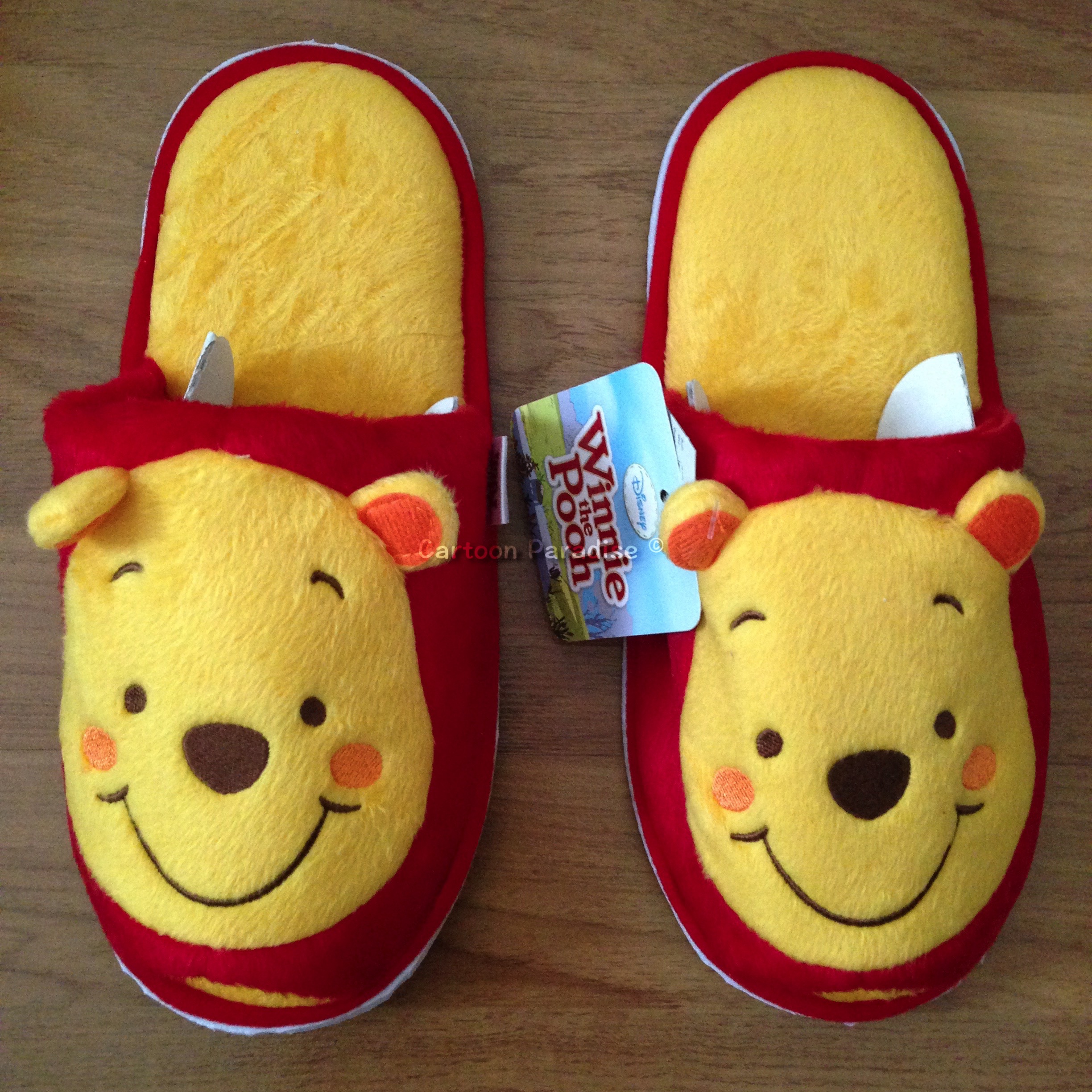 Disney รองเท้าใส่ในบ้าน ดิสนีย์ หมีพูห์ ลิขสิทธิ์แท้ Disney Winnie the Pooh Slippers Shoes Sandal Red Free Size