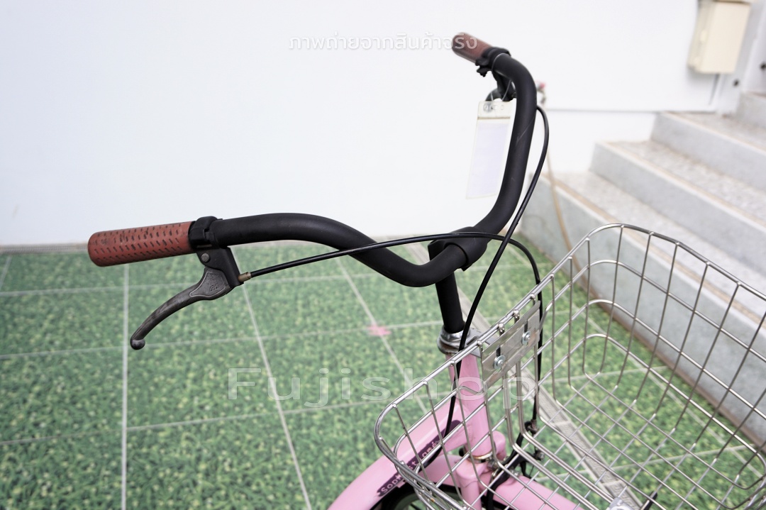 จักรยานแม่บ้านญี่ปุ่น - ล้อ 26 นิ้ว - ไม่มีเกียร์ - ไฟหน้าอัตโนมัติ - สีชมพู [จักรยานมือสอง]