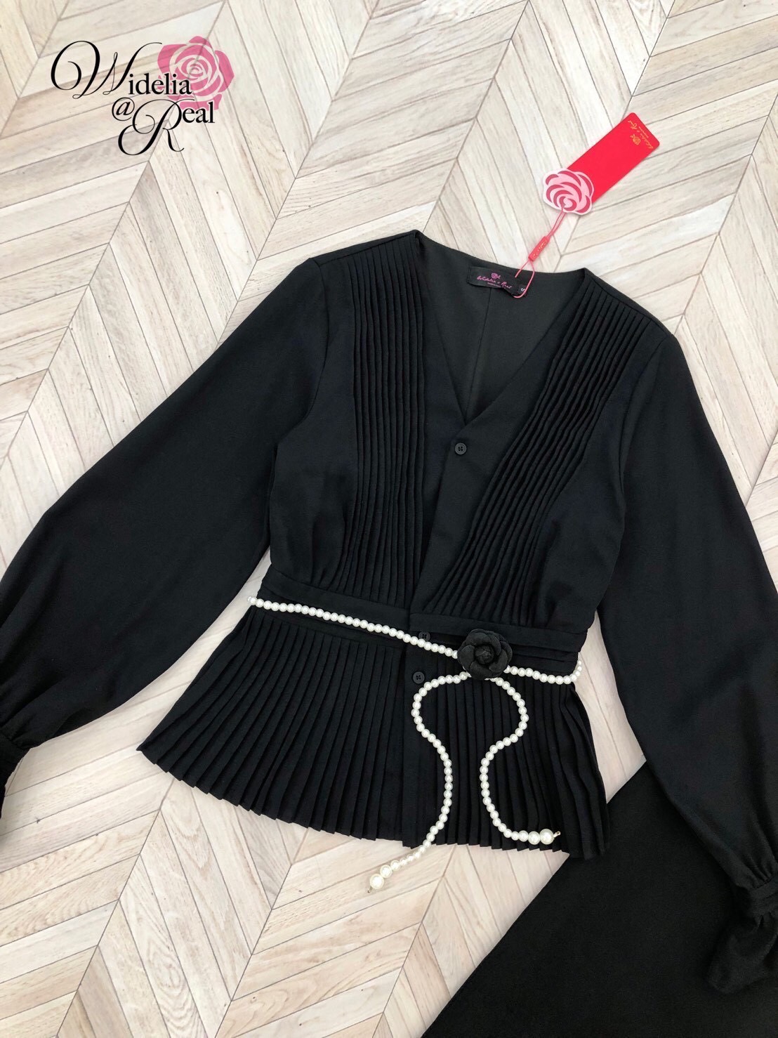 Korea Set 3ชิ้น เสื้อแขนยาว+กระโปรงยาวทรงสอบ+เข็มขัดไข่มุก