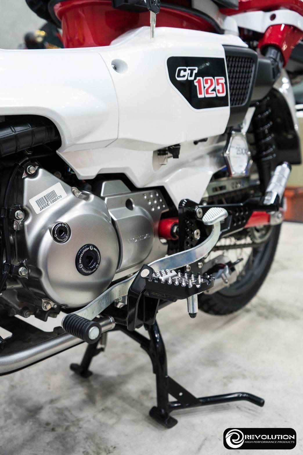 พักเท้าหน้า CNC REVOLUTION CT-125 ราคา 1,250 บาท