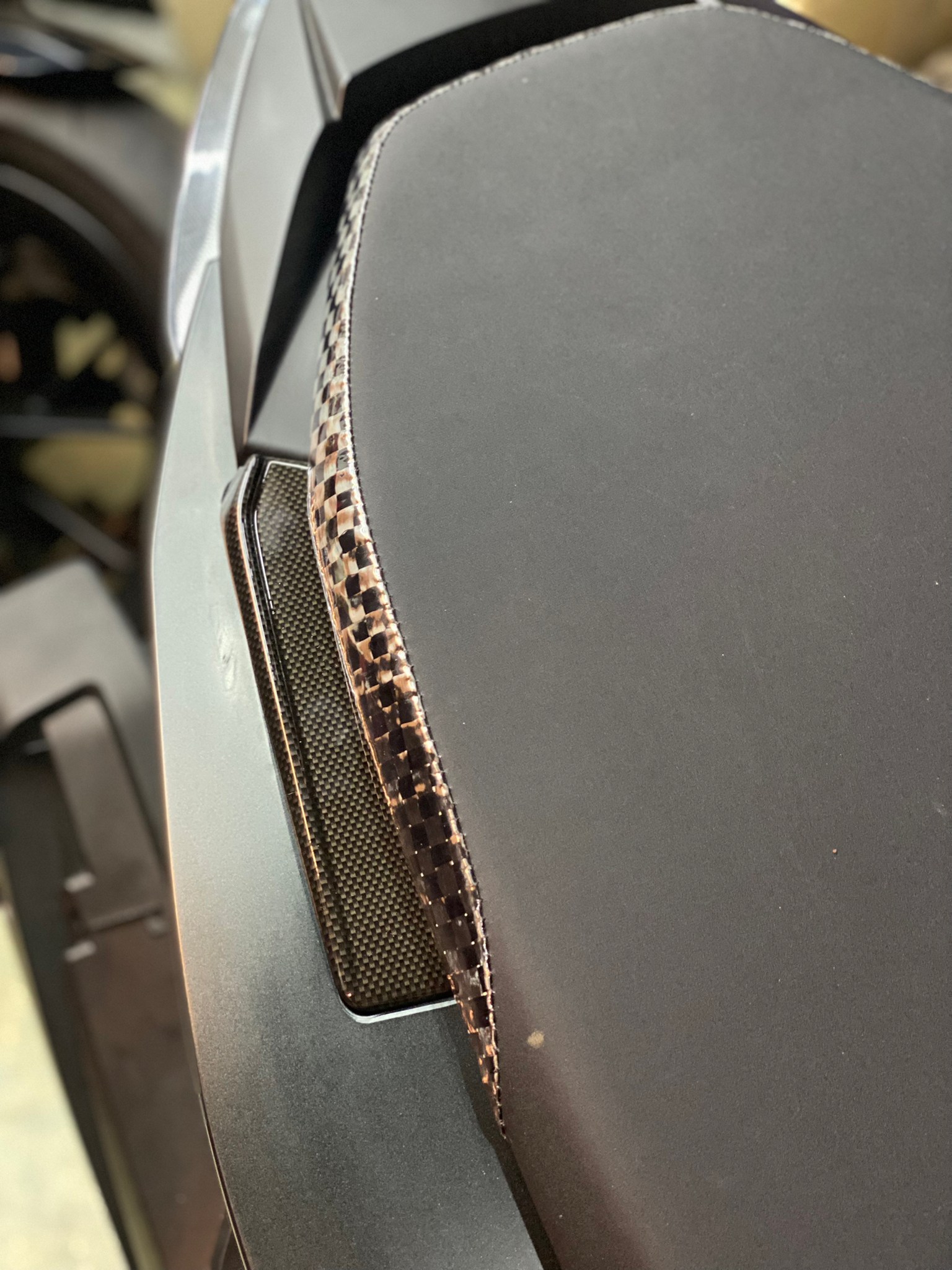 ที่ปิดหลุมมือจับท้าย Forza350 สีดำด้าน 790