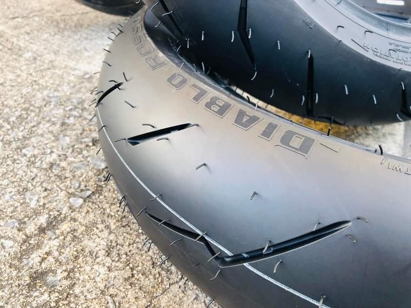 ยาง pirelli diablo rosso scooter sc สำหรับ Forza300-350 - xmax300