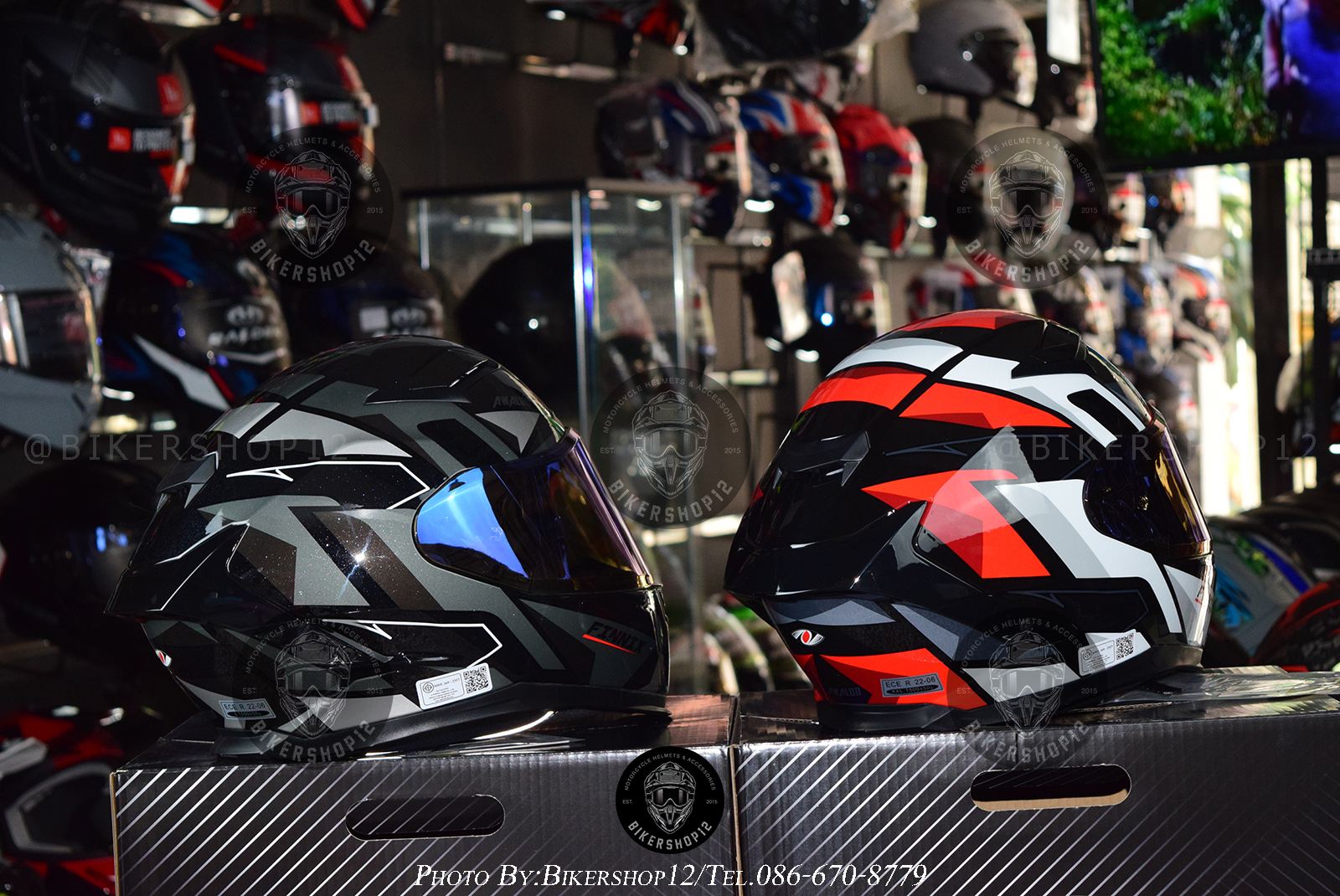 หมวกกันน็อคReal รุ่น FINNIX AWALON สี black-red-white