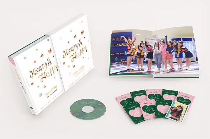 [PRE-ORDER] TWICE - MONOGRAPH "MERRY & HAPPY" (Limited Edition)