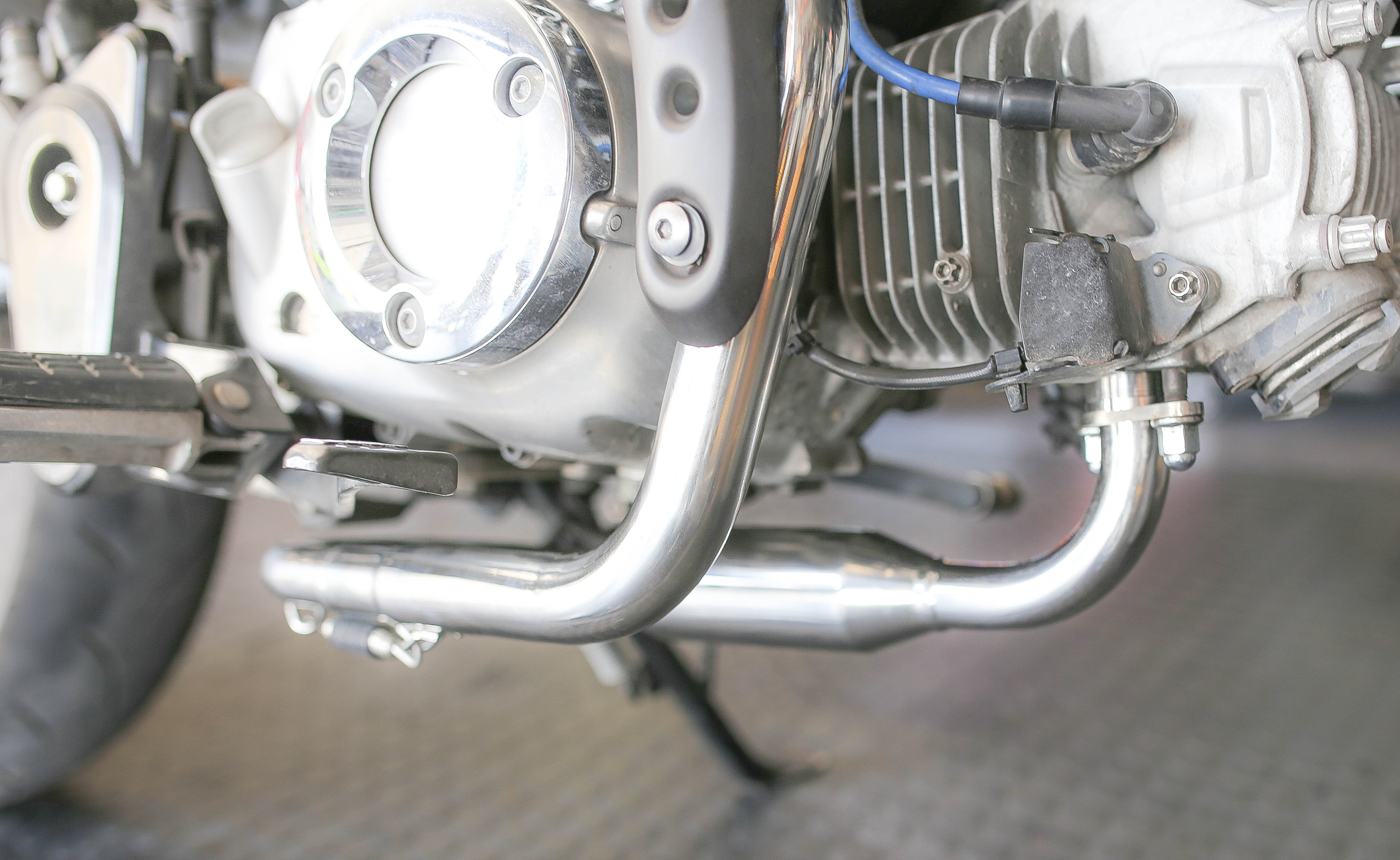 ท่อ MONKEY125 Vamos ตรงรุ่น เสียง นุ่ม ไพเราะ วัสดุน้ำหนักเบา ให้อัตตราเร่งที่ดี มาพร้อมอุปกรณ์ติดตั้งครบ ท่อมี มอก. ใช้งานได้สบายใจ